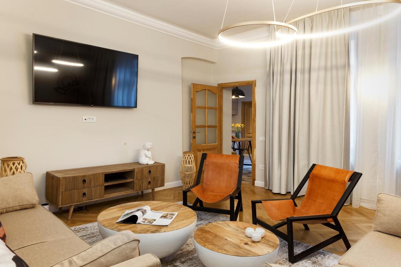Postavarului8 Braşov Extérieur photo